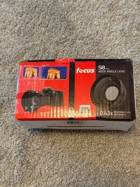 Focus 2000 58mm Wide Angle Lens Box in Red and Black